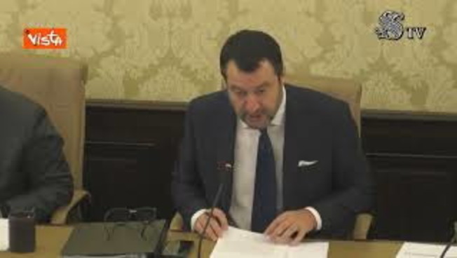 "Ha smarrito la sua mission". Salvini, il ministero nel mirino "Ha smarrito la sua mission". Salvini, il ministero nel mirino