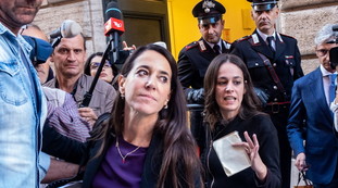 Qualcuno arma la mano dei folli. Ronzulli, durissimo sfogo: con chi ce l'ha