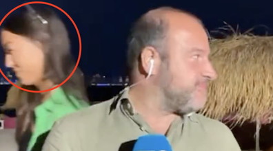 Me lo ha appena toccato. Tancredi Palmeri, sconcerto in diretta tv | Video