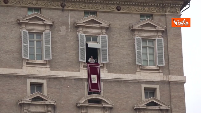 Papa Francesco: 'Siamo chiamati ad andare oltre'