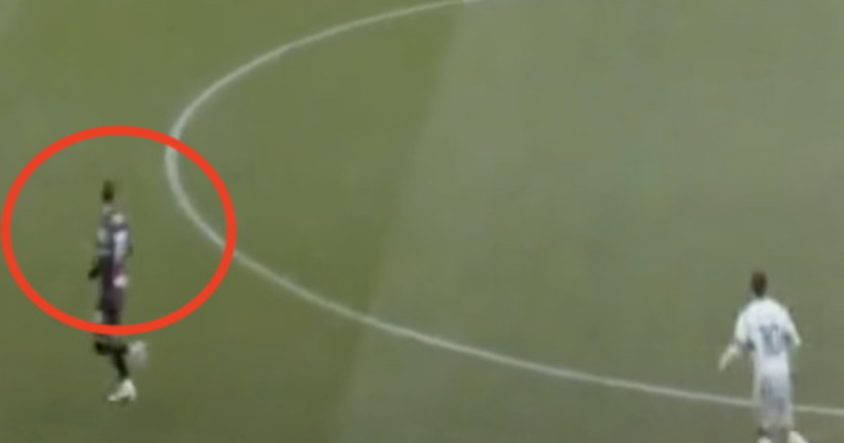 Inspiegabile: Theo Hernandez, il gesto-choc in campo che fa infuriare il Milan | Video