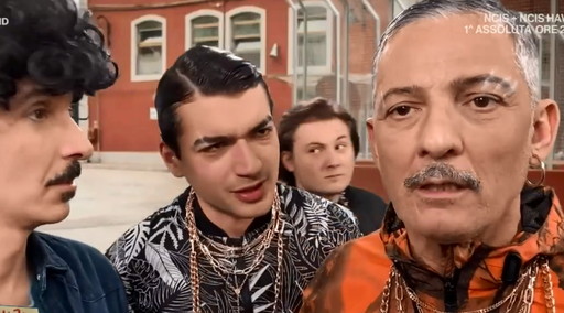 Clamoroso Fiorello a Viva Rai 2: ecco in cosa si trasforma