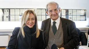 Perché Meloni è estranea al fascismo. Violante, epocale lezione alla sinistra