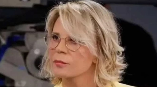 Vederla sorridere...: Maria De Filippi, il dramma e le parole di Emanuel Lo