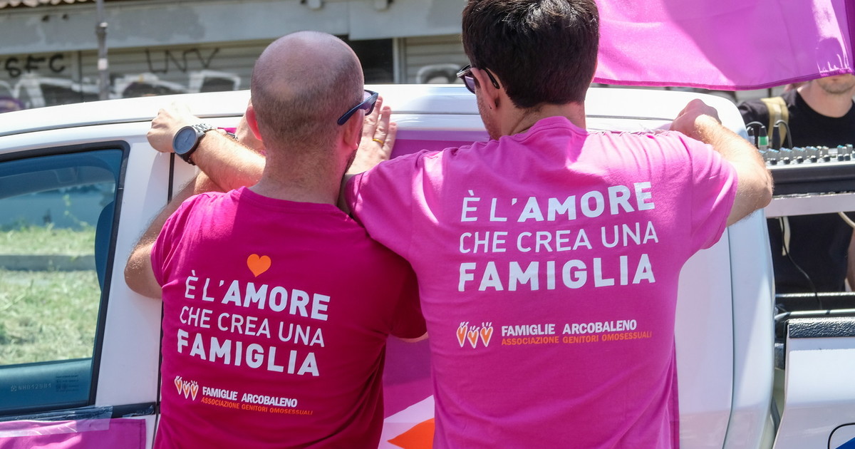 Padova, impugnati 33 atti di nascita: "Non possono essere figli di due donne"