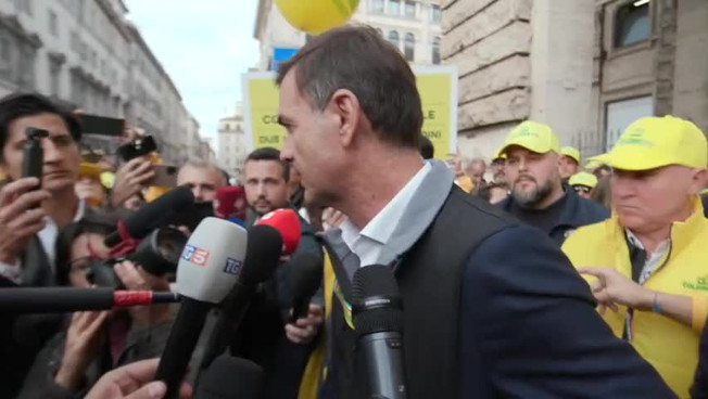 Coldiretti, “coltivate ignoranza” è provocazione: 'Cartelli sono offesa a 2 mln di agricoltori'