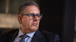 Lo strano silenzio del ministero e del Csm: caso Toti, uno scandalo italiano