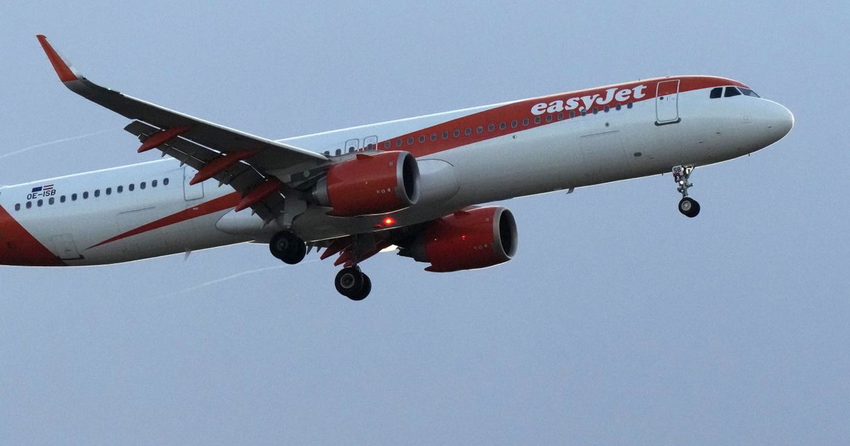 Ferragosto infernale per chi viaggia in aereo: sciopero Easyjet, effetto domino e conseguenze pesantissime Ferragosto infernale per chi viaggia in aereo: sciopero Easyjet, effetto domino e conseguenze pesantissime