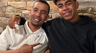 Lamine Yamal, il padre accoltellato in un parcheggio: è in condizioni critiche