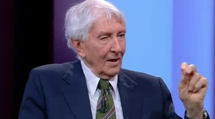 Il disagio di essere italiano, sono stato aggredito per l'invasione fascista: la sparata di Corrado Augias