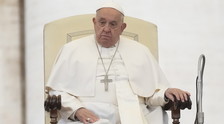 Maurizio Landini, il segretario della Cgil che sciopera contro il Papa