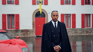 Il sogno che ho sempre custodito. Ferrari, inizia l'era-Hamilton: il post è da brividi | Guarda