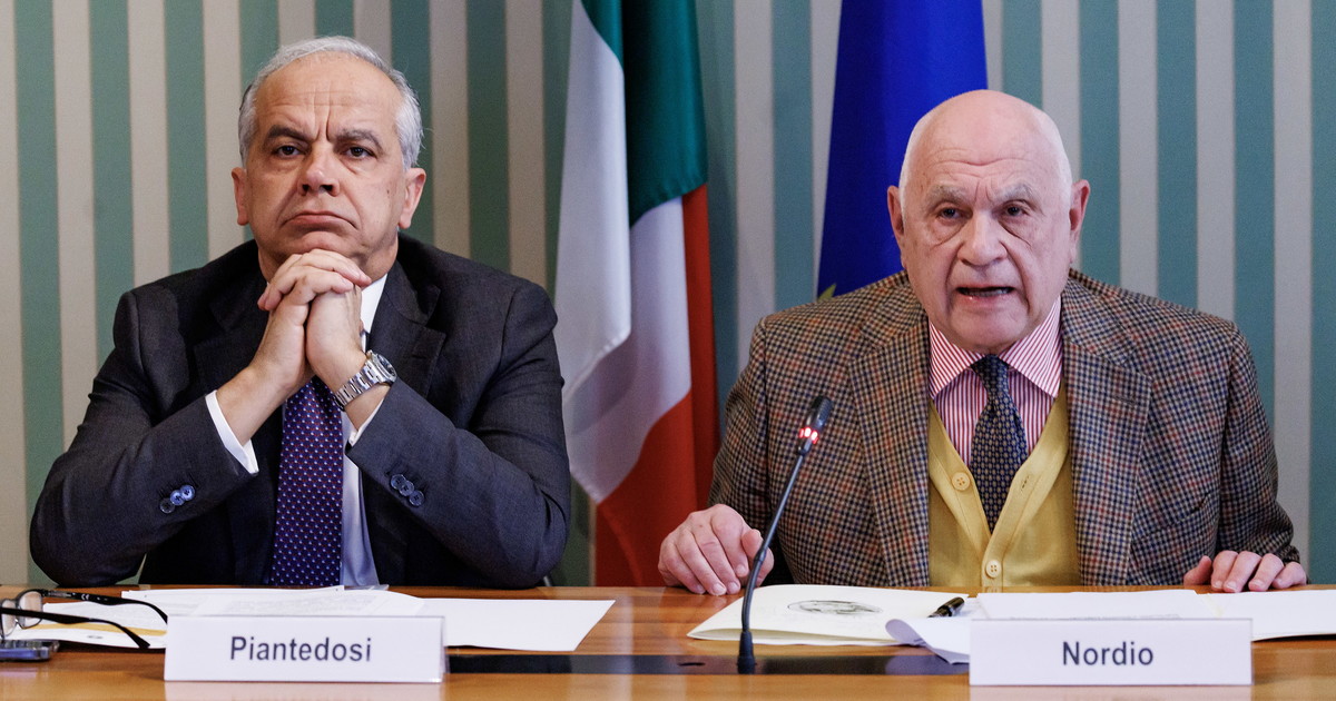 Almasri Nordio E Piantedosi Alla Camere Per L Informativa Pd E 5s