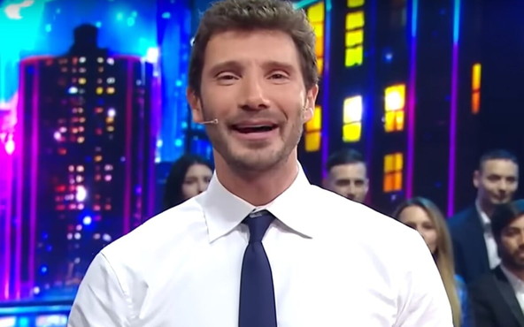 Stefano De Martino in stasera Tutto è Possibile