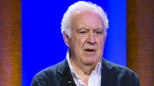 Manifestano col cu*** degli altri! Paghi la Schlein: Michele Santoro picchia durissimo