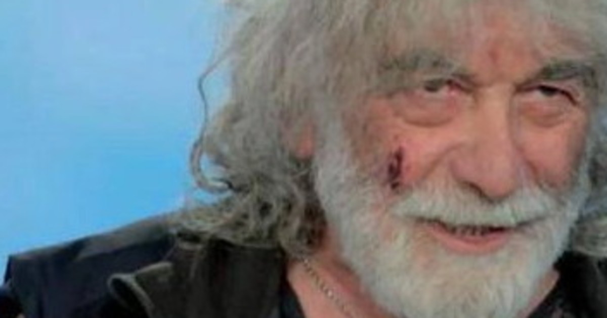 Verissimo Mauro da Liberoquotidiano.it verissimo mauro corona il vino è tragico patente ritirata