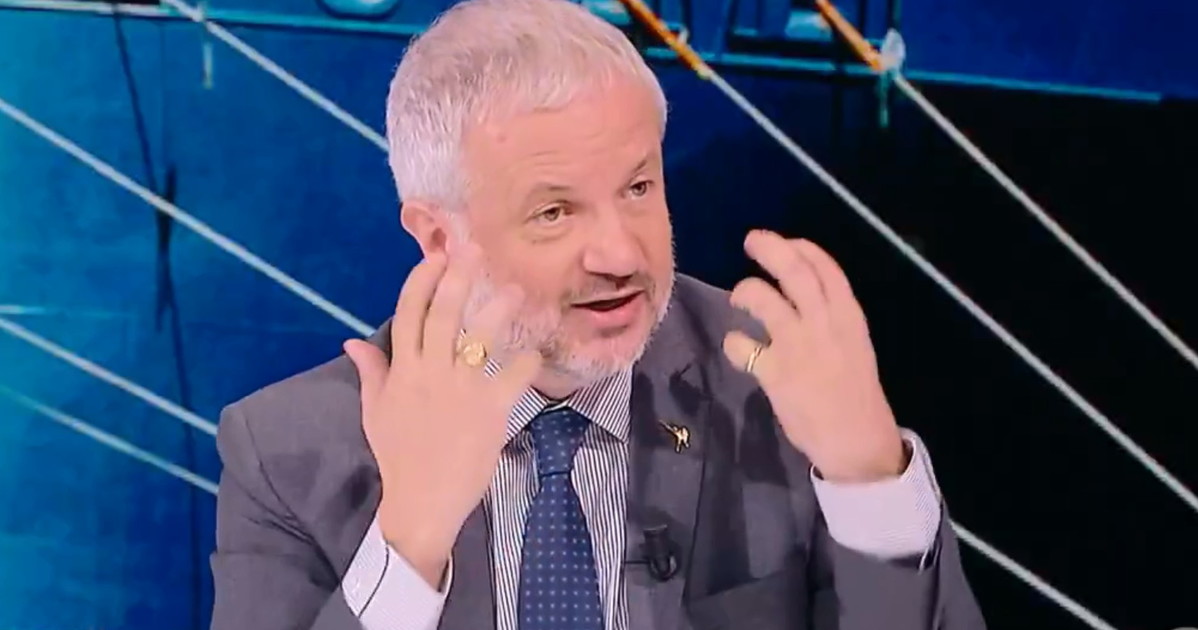 Claudio Borghi ad alzo zero: 