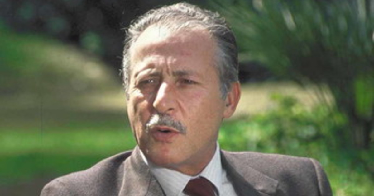 Elly Schlein, la figuraccia su Borsellino: attacca Meloni Elly Schlein, la figuraccia su Borsellino: attacca Meloni