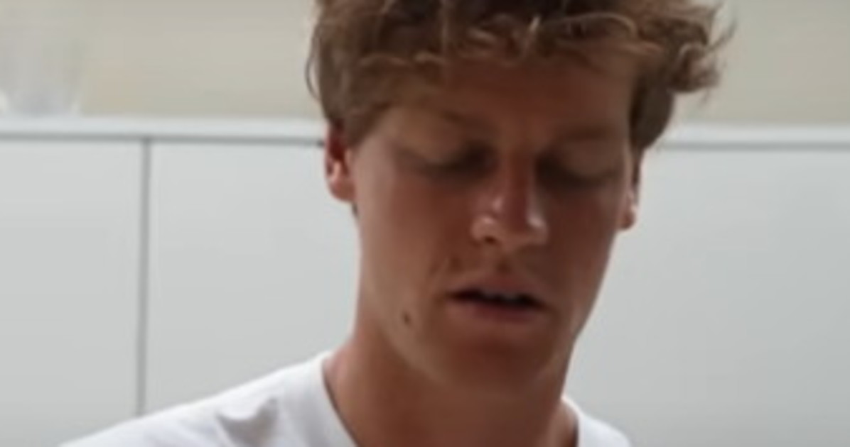 Jannik Sinner? Dove mette lo zucchero: Italia a bocca aperta Jannik Sinner? Dove mette lo zucchero: Italia a bocca aperta
