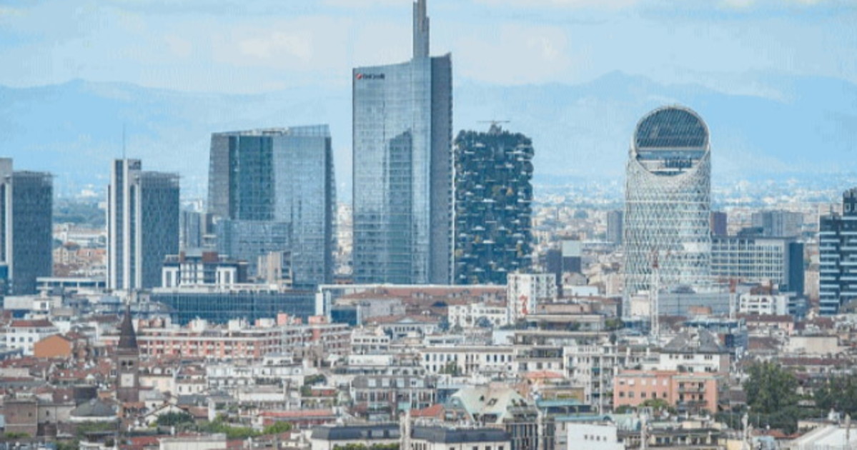 Milano, il blocco dei cantieri costa 38 miliardi: impatto peggiore dei dazi Milano, il blocco dei cantieri costa 38 miliardi: impatto peggiore dei dazi