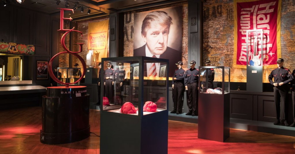 trump avr224 un tempio alla biennale di venezia