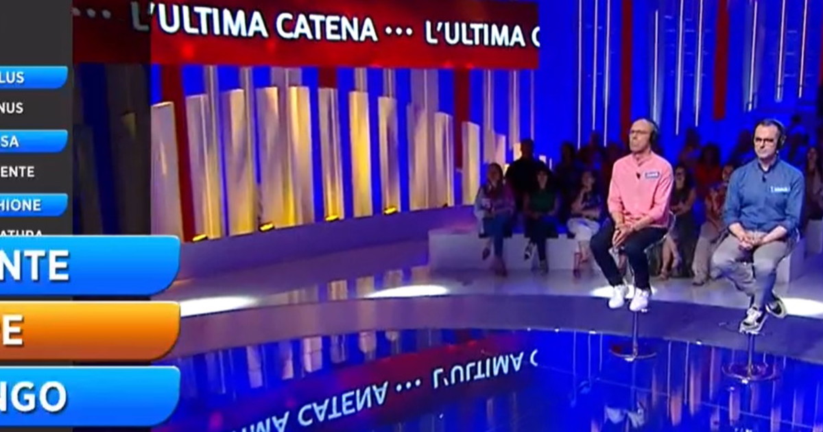 reazione a catena spazzatura esplode il caso a fine puntata il delirio 232 totale