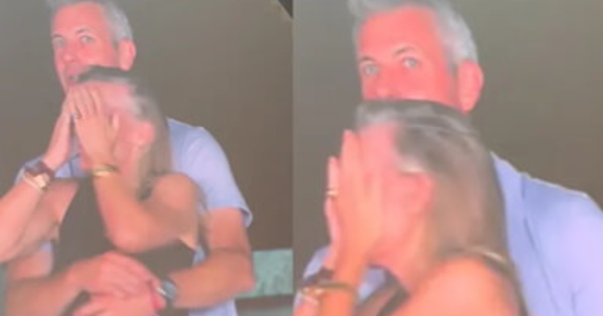 Kiss Cam, la parola della settimana: le origini in un romanzo Kiss Cam, la parola della settimana: le origini in un romanzo