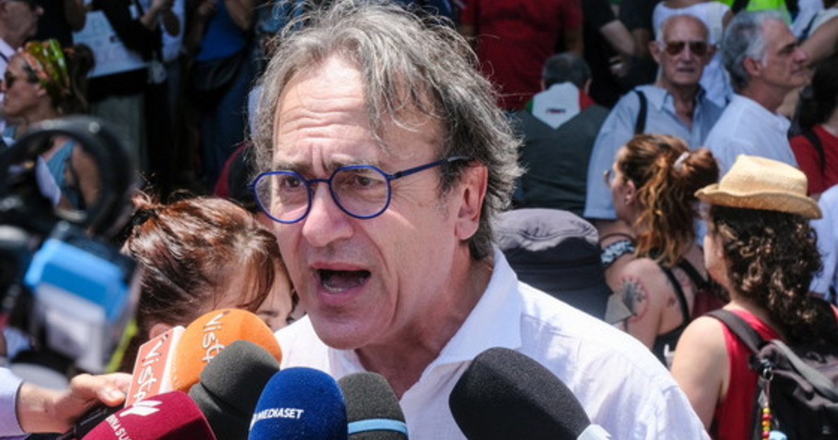Angelo Bonelli delira duro: "Meloni, vergogna!". Nel mirino per il raid Idf sulla Ong Angelo Bonelli delira duro: "Meloni, vergogna!". Nel mirino per il raid Idf sulla Ong