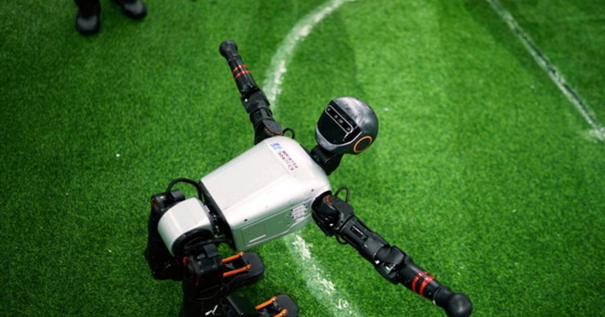 dazi i tre nodi aerei robot e superalcolici