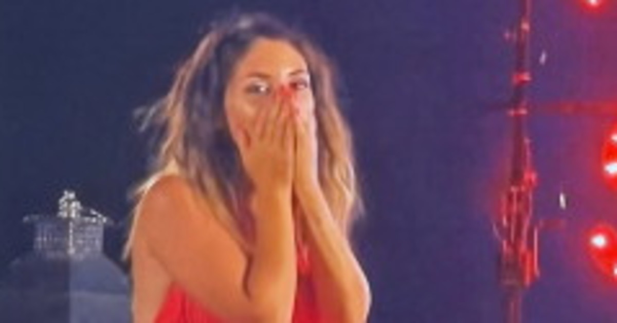 Temptation Island, è caos: "Vado in bagno", poi... Temptation Island, è caos: "Vado in bagno", poi...