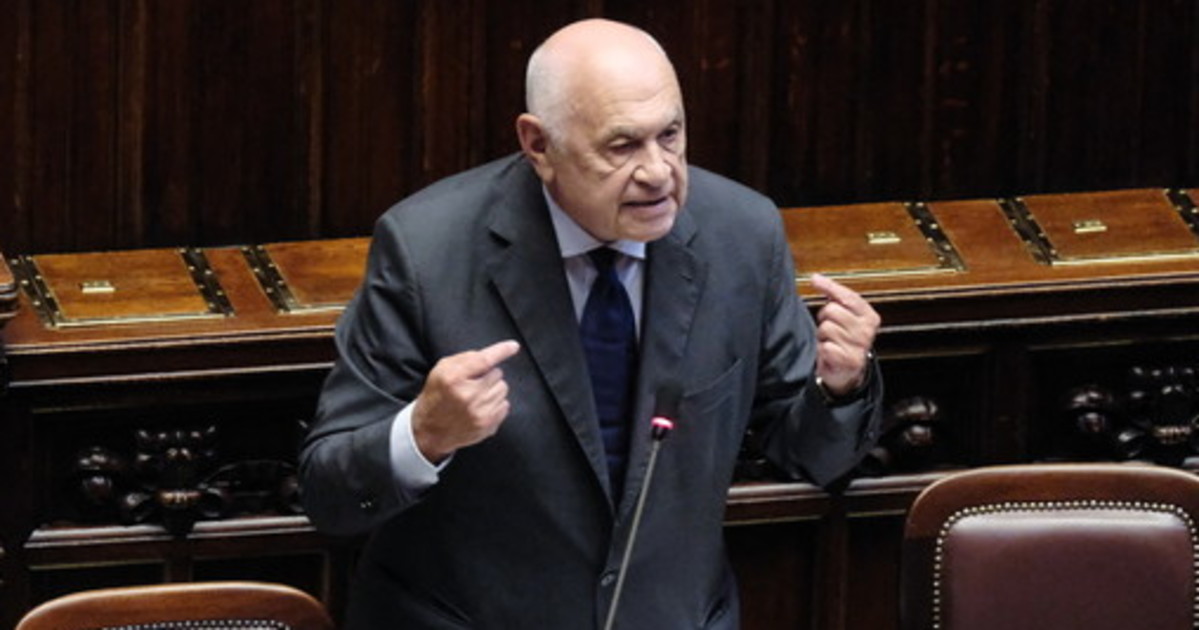 Nordio stronca la sinistra: "Non faremo come il governo Prodi" Nordio stronca la sinistra: "Non faremo come il governo Prodi"