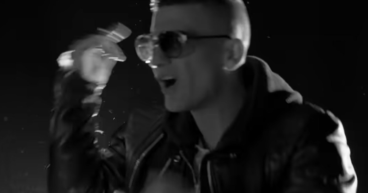 Jesto, morto il rapper romano a soli 40 anni. Il lutto travolge anche Fedez