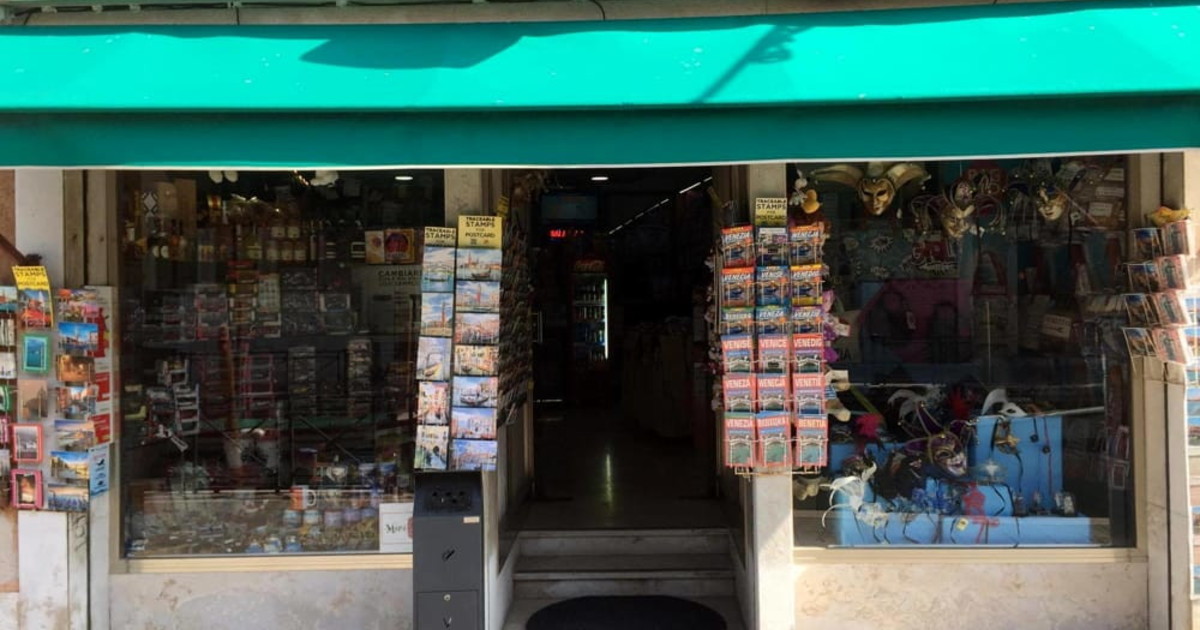 Venezia, la carta non va? Tabaccaio massacrato: chi è la belva Venezia, la carta non va? Tabaccaio massacrato: chi è la belva