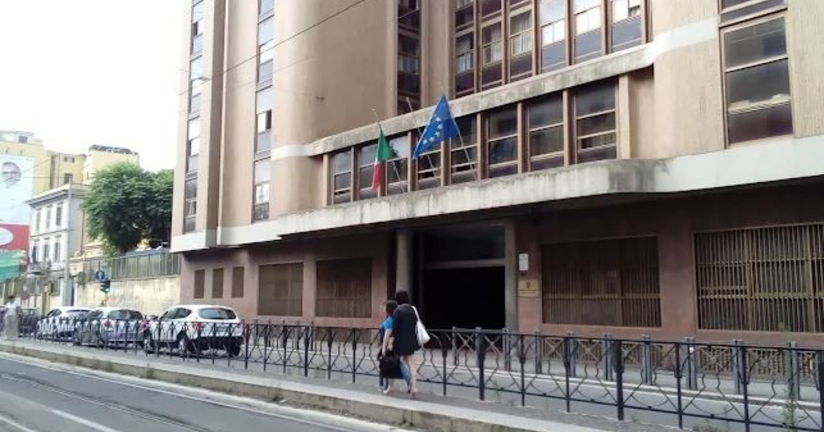il tar del lazio annulla il decreto salvini sul foglio di servizio ncc