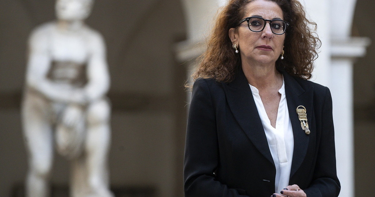 Wanda Ferro e Meloni insultate: "Un cancro a te e a lei", scatta la denuncia Wanda Ferro e Meloni insultate: "Un cancro a te e a lei", scatta la denuncia