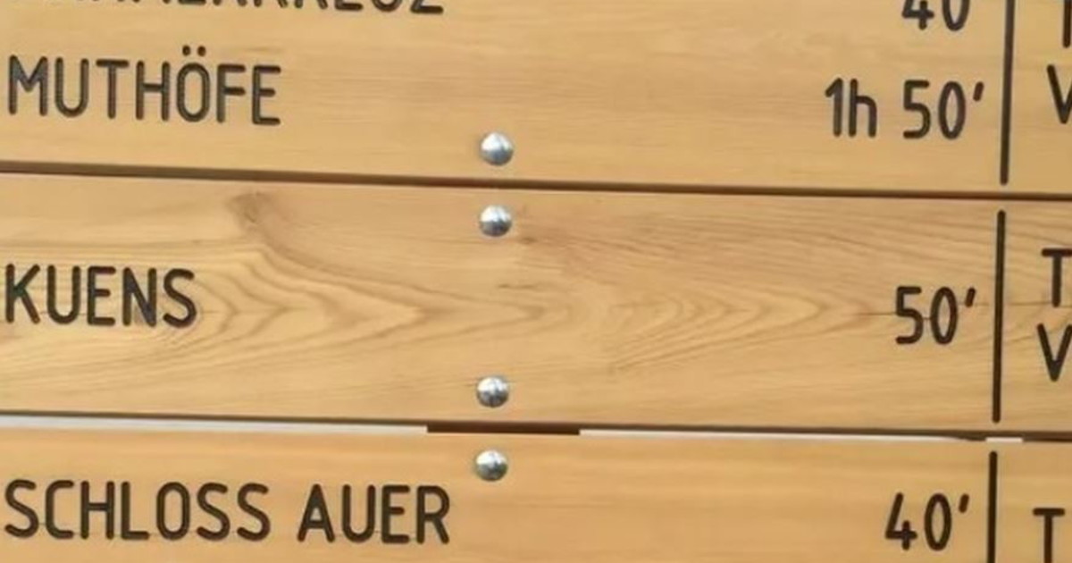 alto adige cartelli solo in tedesco esplode la polemica di ferragosto