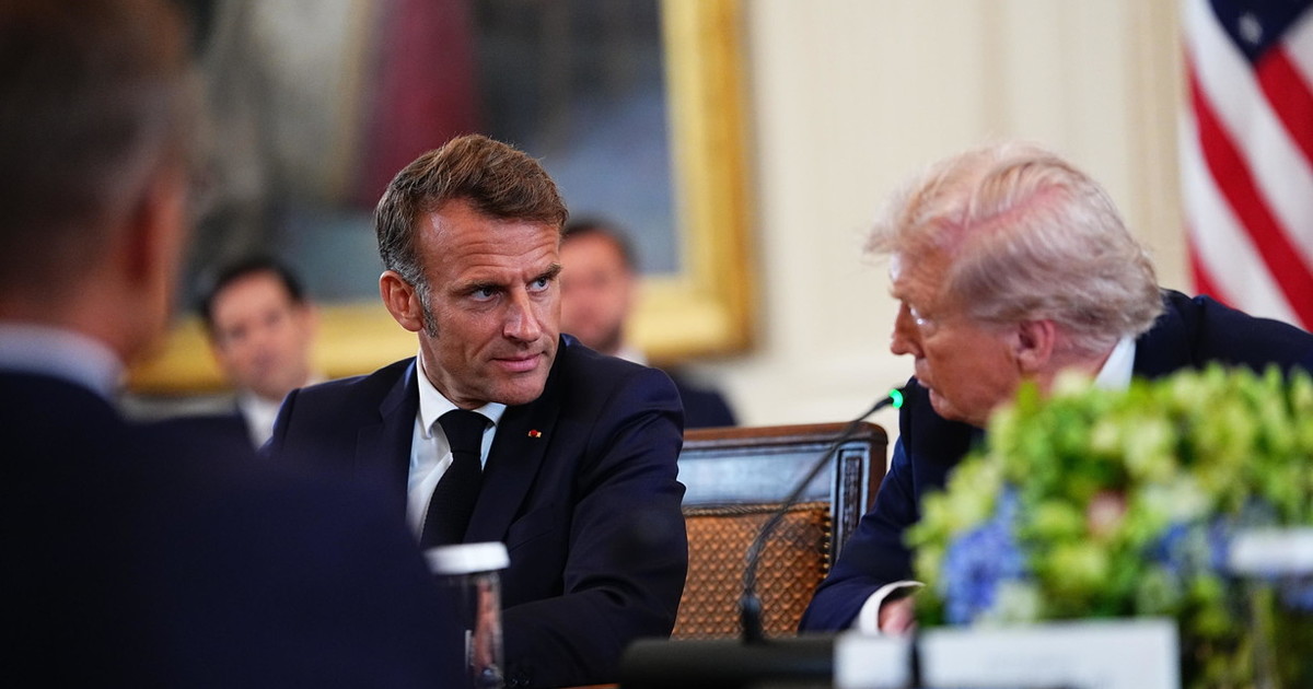 microfono aperto la clamorosa frase di trump sussurrata a macron