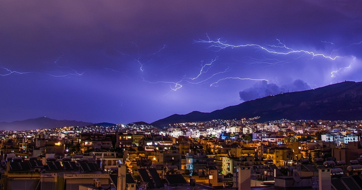 meteo giuliacci ecco chi si salva dal weekend della tempesta