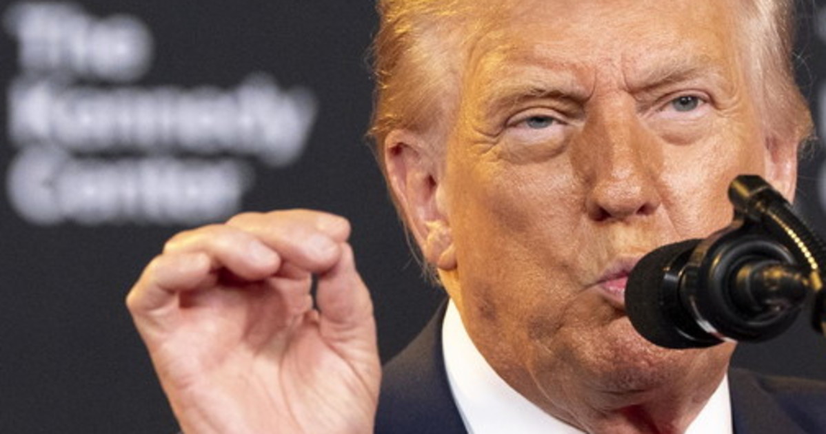 Ucraina, Trump: "Tra due settimane sapremo se avremo la pace"
