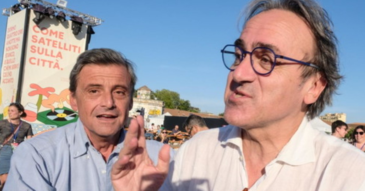 Salvini, il caso diplomatico con Macron scatena la sinistra: "Volgare" Salvini, il caso diplomatico con Macron scatena la sinistra: "Volgare"