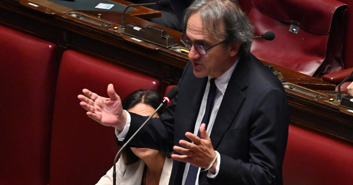 bonelli sgancia il siluro su pd e 5s basta con il duopolio sinistra a pezzi
