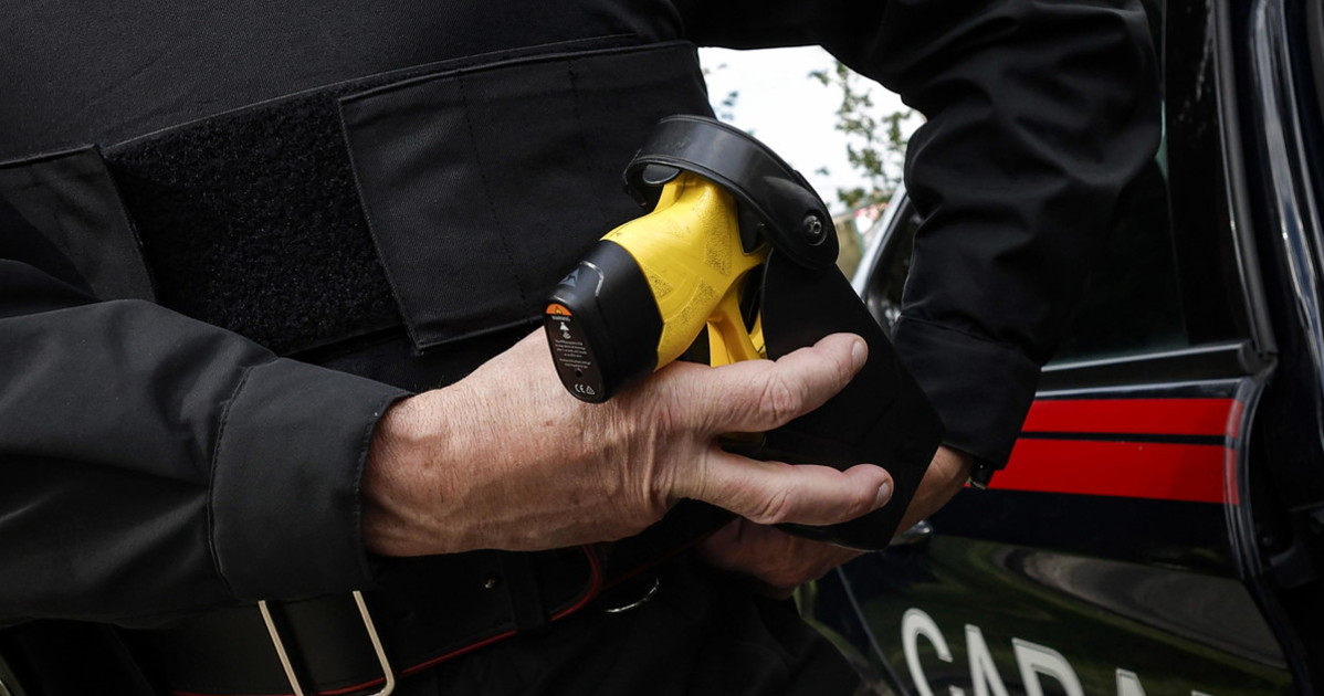 Taser, "tracce di cocaina nel sangue": svolta sulla morte del 41enne? Taser, "tracce di cocaina nel sangue": svolta sulla morte del 41enne?