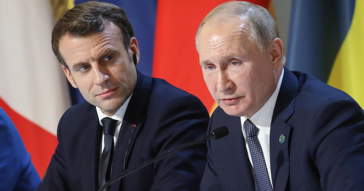 Macron, "Putin orco": la dura risposta di Mosca Macron, "Putin orco": la dura risposta di Mosca
