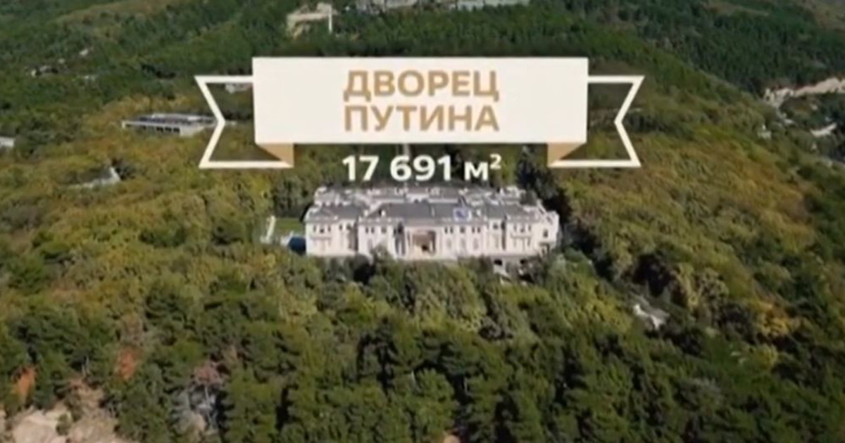 Russia, la villa di Putin sotto attacco: il blitz, le fiamme e l Russia, la villa di Putin sotto attacco: il blitz, le fiamme e l