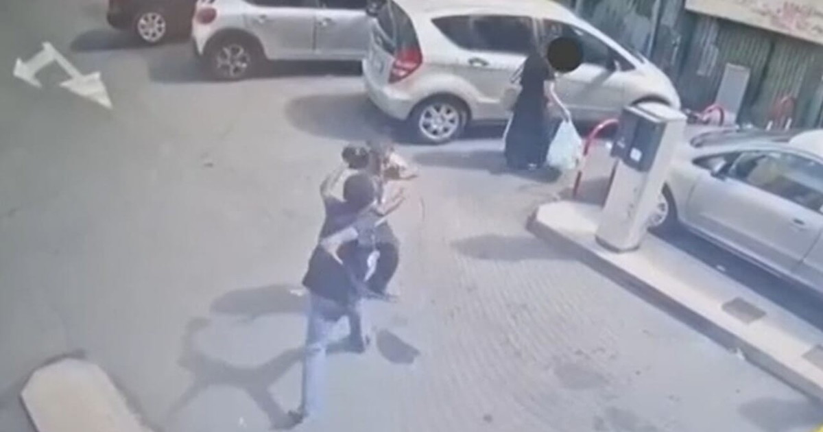 catania le immagini choc dell omicidio cos236 l etiope ha accoltellato il parcheggiatore