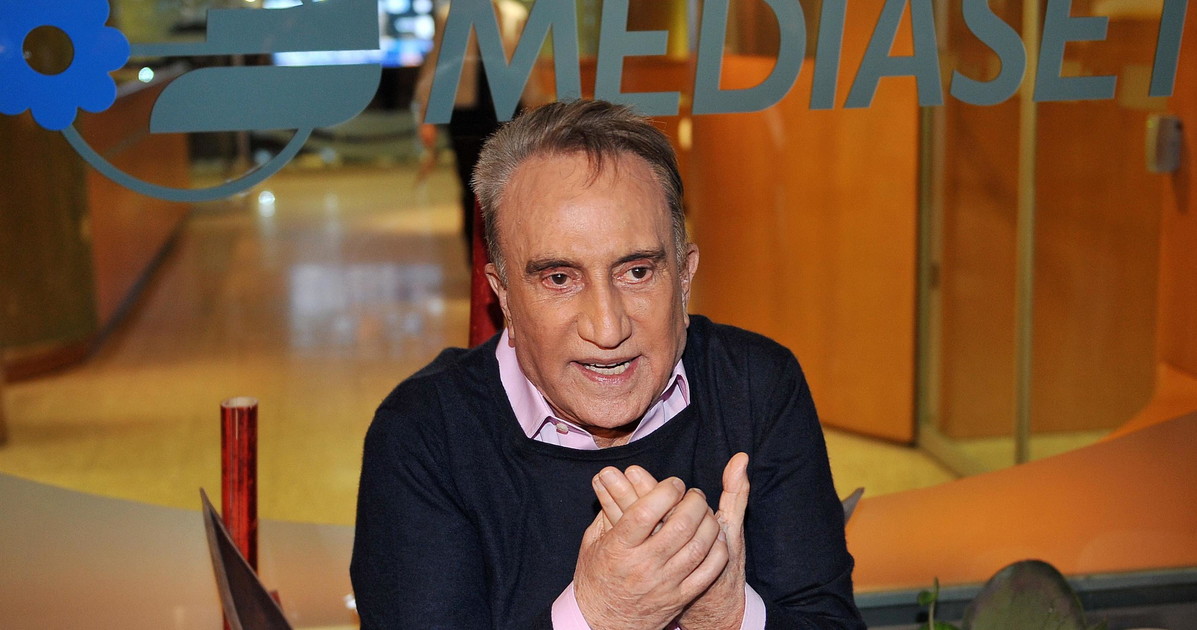 Morto Emilio Fede, la conferma della figlia: le ultime drammatiche ore del giornalista Morto Emilio Fede, la conferma della figlia: le ultime drammatiche ore del giornalista
