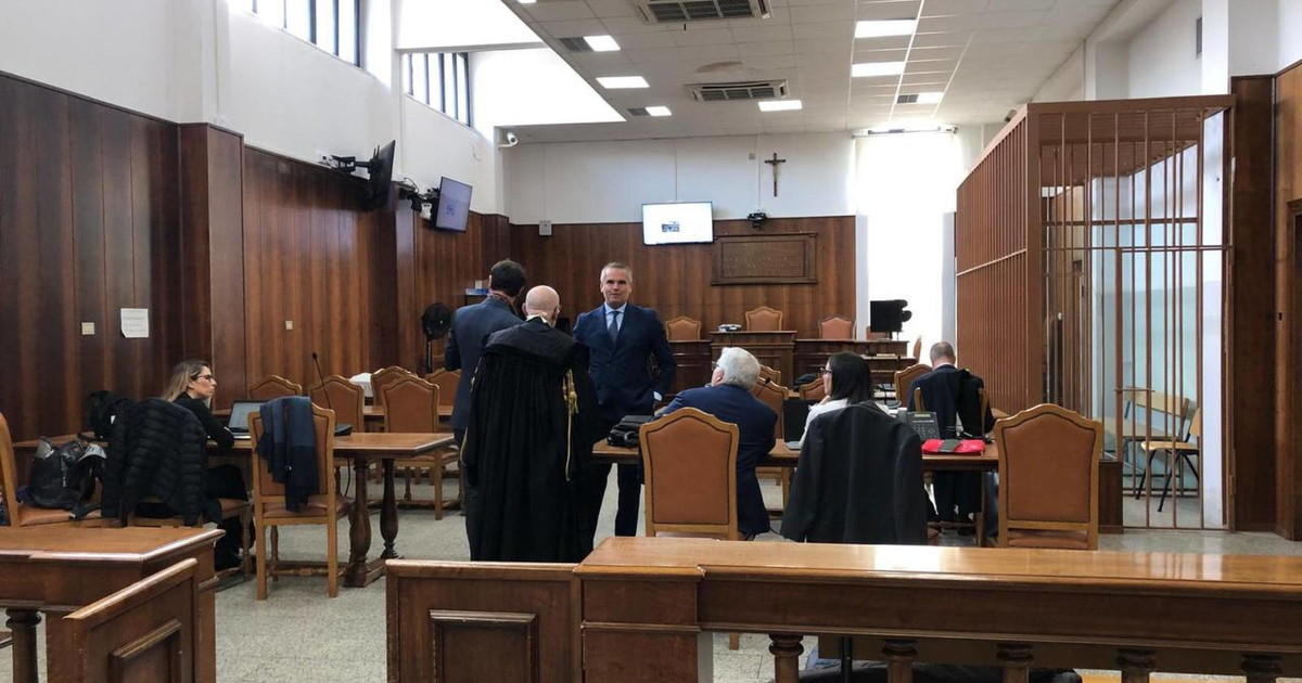 ciro grillo scoppia il caos in tribunale dopo la morte del figlio del giudice