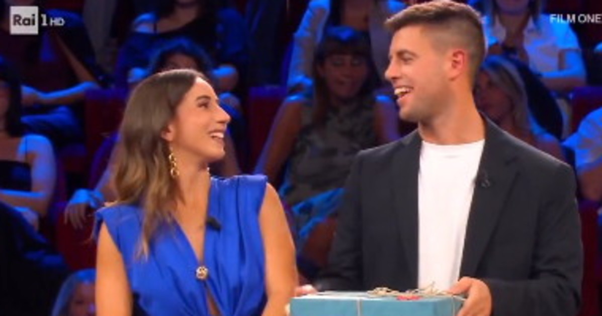 Affari tuoi, Michael beffato? Cosa sfugge di bocca alla fidanzata