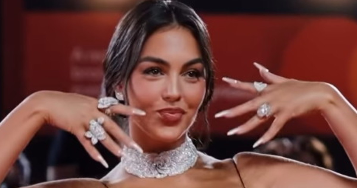 georgina rodriguez vestita cos236 a venezia riprovaci