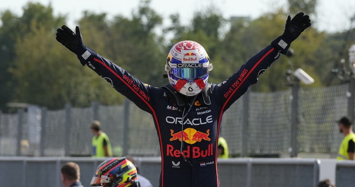 F1, Verstappen domina il Gp di Monza davanti a Norris e Piastri F1, Verstappen domina il Gp di Monza davanti a Norris e Piastri